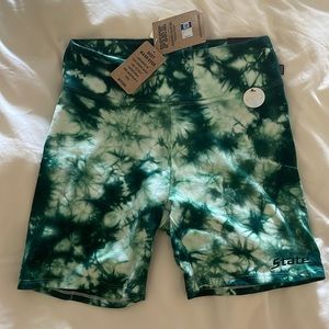 NWT Victorias’ Secret PINK Michigan State Bike Shorts Green Tye Dye Size Small